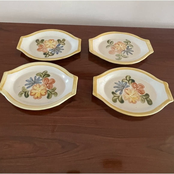 Other - Louisville Stoneware Country Flower Luncheon plates Hand Made in USA